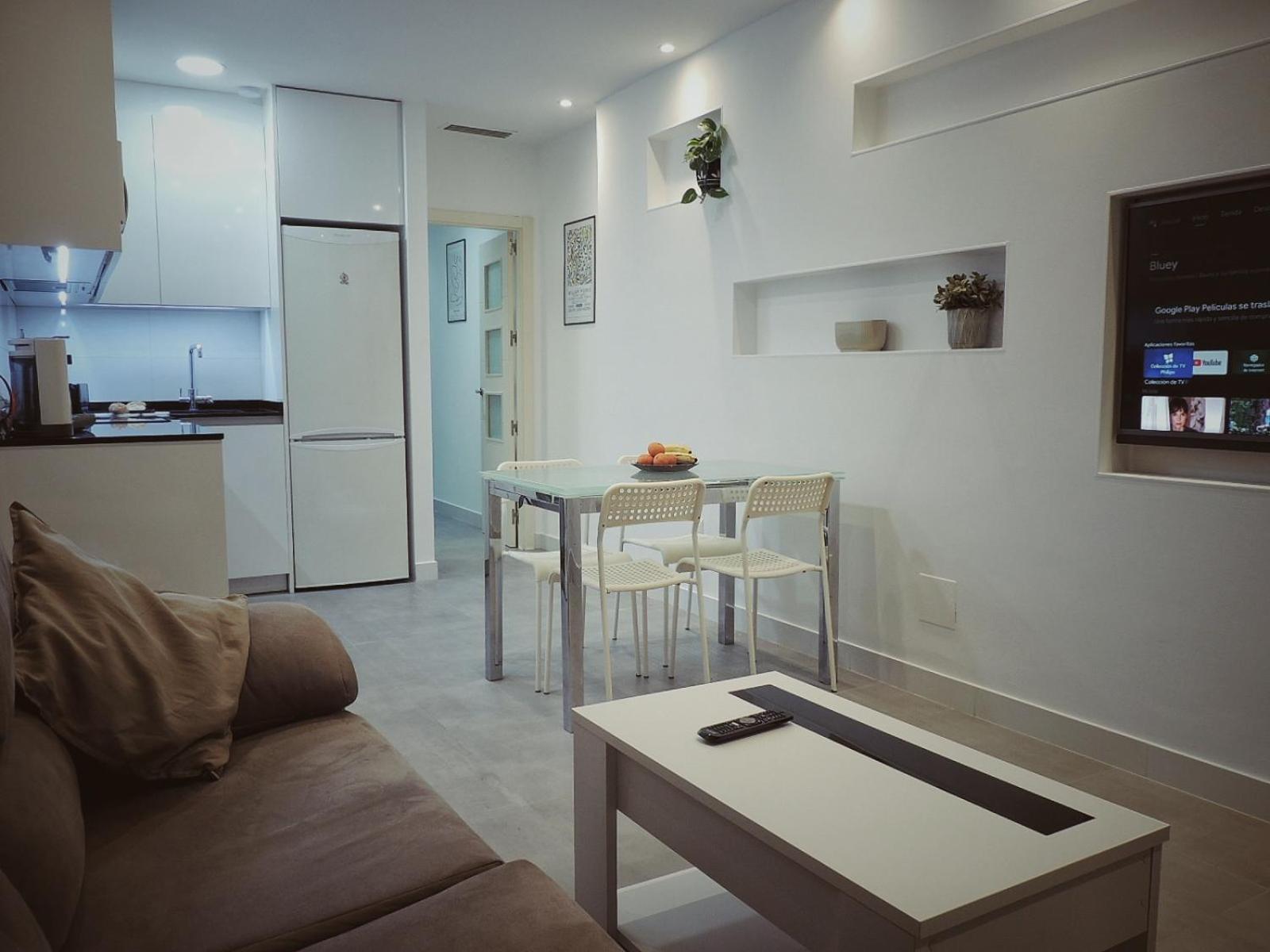 Apartamento La Paz Apartment ตอร์เรญาโน ภายนอก รูปภาพ