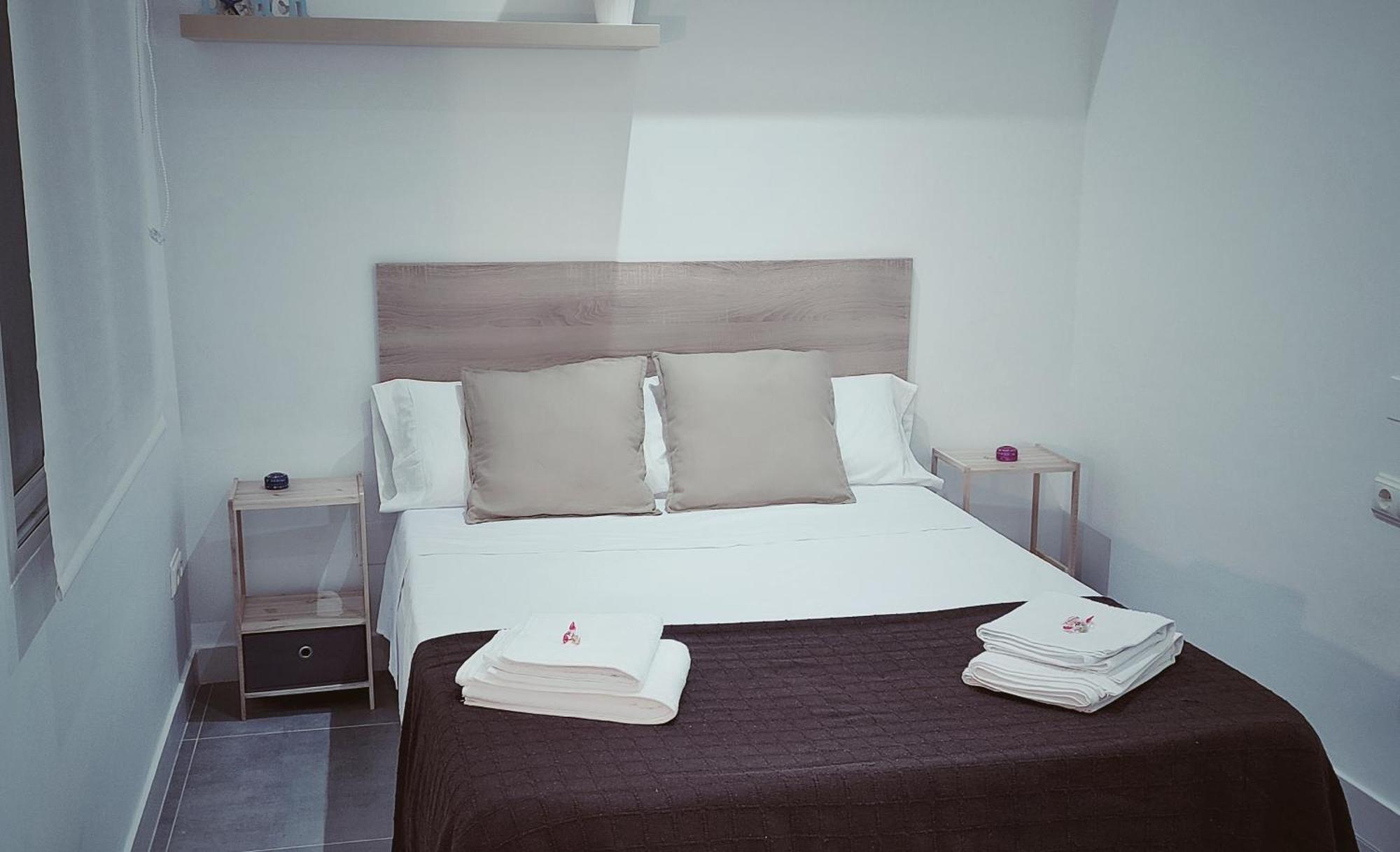 Apartamento La Paz Apartment ตอร์เรญาโน ภายนอก รูปภาพ