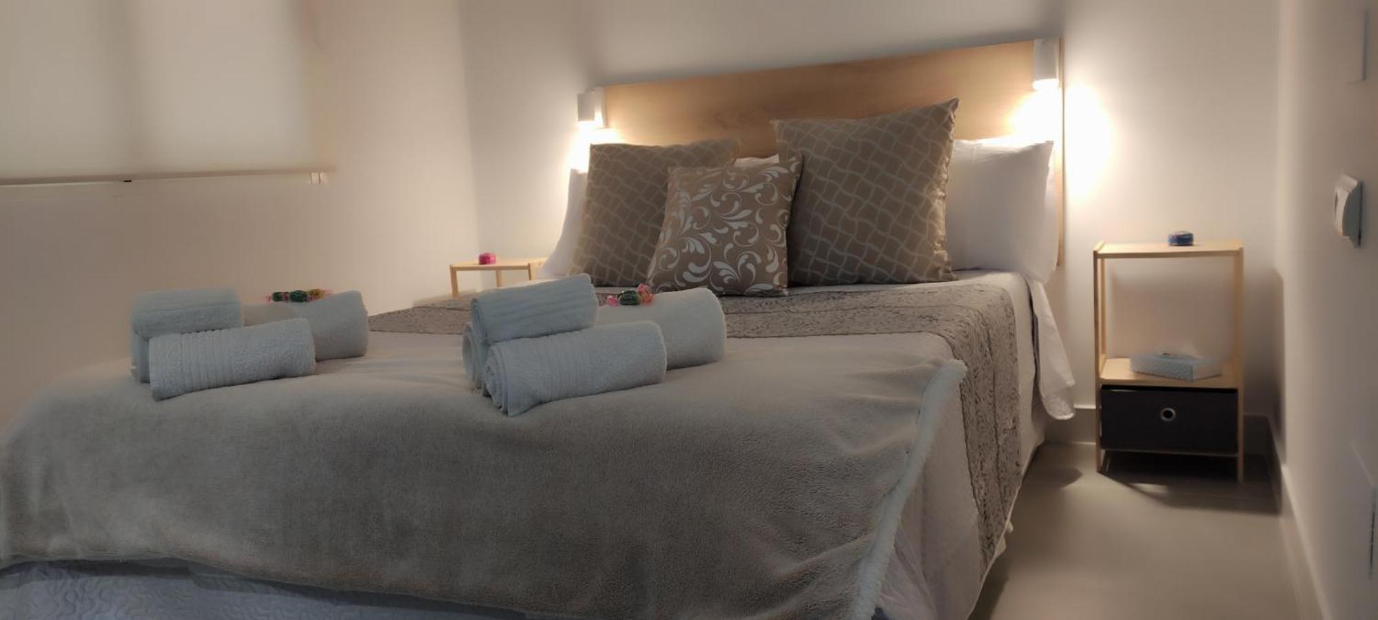 Apartamento La Paz Apartment ตอร์เรญาโน ภายนอก รูปภาพ